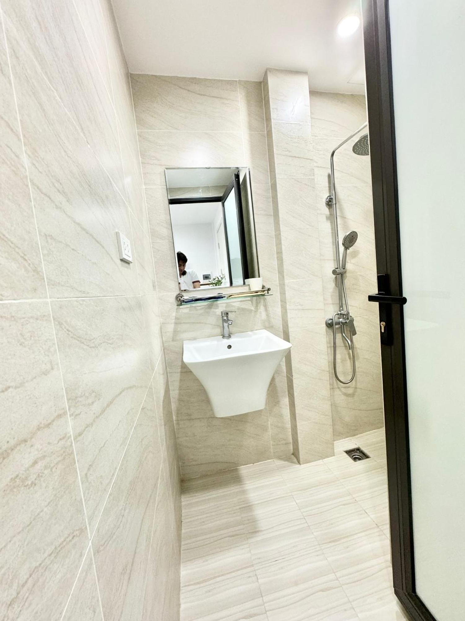 Modern & Comfy Apartment 河内 外观 照片